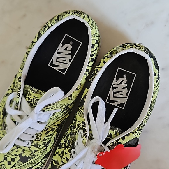 VANS: NWT Lady Vans lime green sneakers - Picture 5 of 8